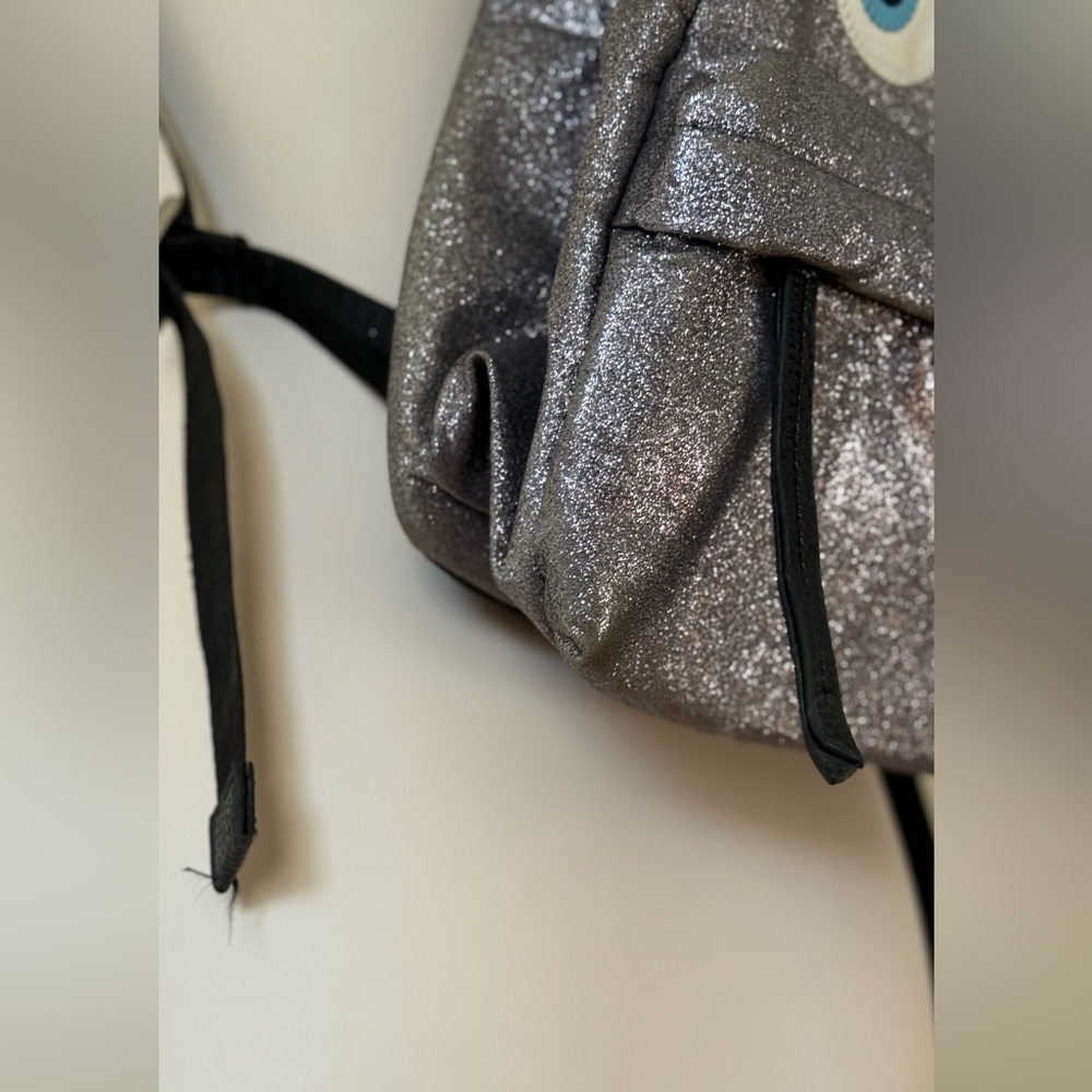 Winking Glittery Backpack with Eye Design Small Size - Picture 2 of 4